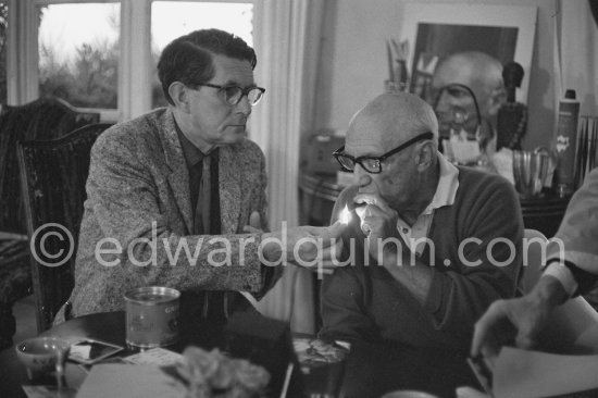 Pablo Picasso and Roland Penrose. Mas Notre-Dame-de-Vie, Mougins 1964. - Photo by Edward Quinn