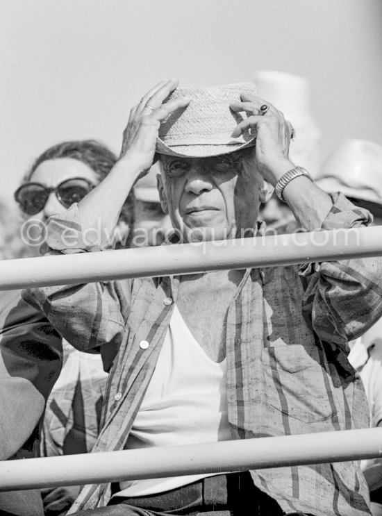 Pablo Picasso and Jacqueline attending a bullfight. Fréjus 1965. (Photos of this bullfight in the bull ring see "Miscellaneous") - Photo by Edward Quinn