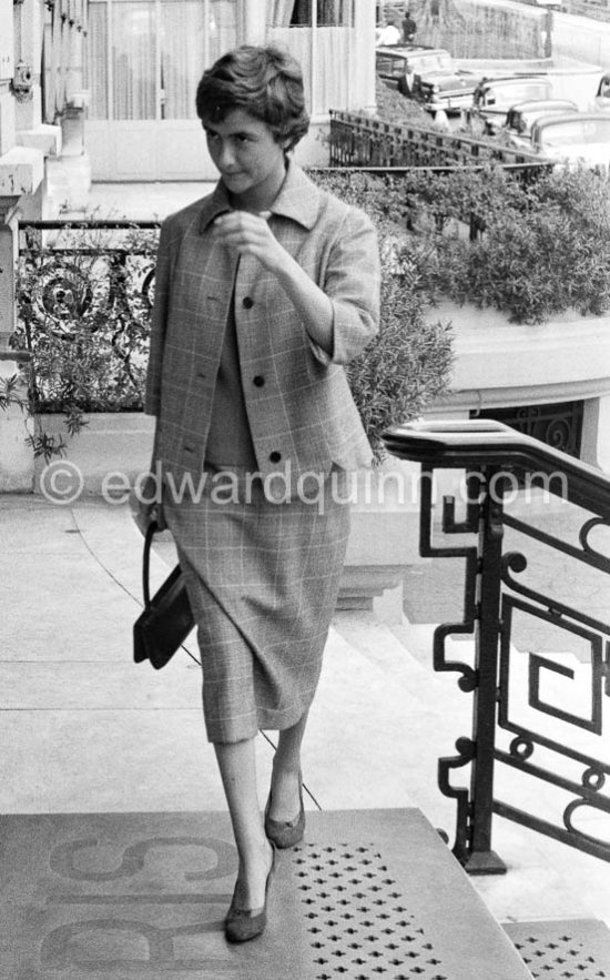 Françoise Sagan. Monaco 1956 - Photo by Edward Quinn