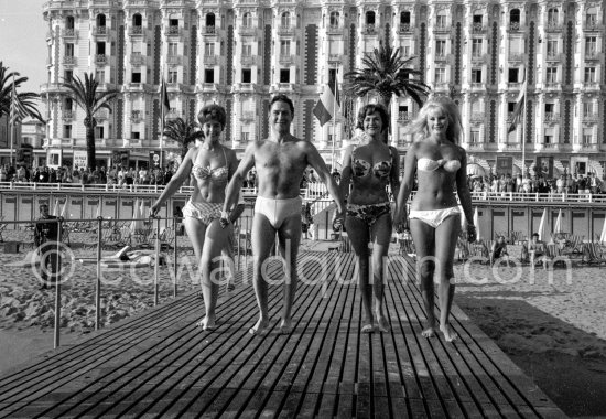 From left: June Thorburn, Richard Todd, Nicole Maurey and Elke Sommer. For the film "Why Bother To Knock", Cannes Film Festival 1961. - Photo by Edward Quinn