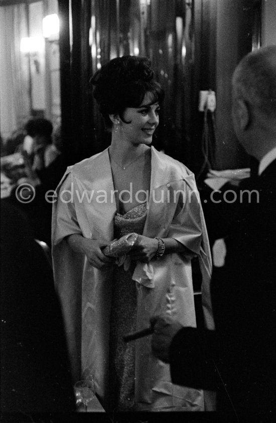Natalie Wood at the Palais du Festival, Cannes 1962. - Photo by Edward Quinn