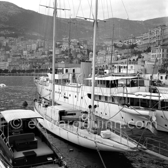 Deo Juvante (sailing boat) owned by Prince Rainier. Far right yacht Trenora. This yacht was ordered by a ‘distinguished English Surgeon in Paris’ named Mr Gerald Stanley. In the middle La Gaviota, very rich Chilean named Arturo Lopez-Wilshaw’s yacht, purchased in 1950. Monaco harbor, about 1954. - Photo by Edward Quinn