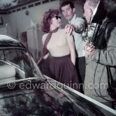 Edward Quinn and Susan Hayward. Unknown photographer. Cannes 1956. - Photo by Edward Quinn