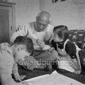 Drawing lesson given by Pablo Picasso to his children Claude Picasso and Paloma Picasso. La Galloise, Vallauris 16.4.1953. - Photo by Edward Quinn