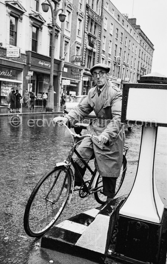 Dublin 1963. - Photo by Edward Quinn