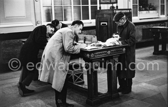 General Post Office GPO. Dublin 1963. - Photo by Edward Quinn