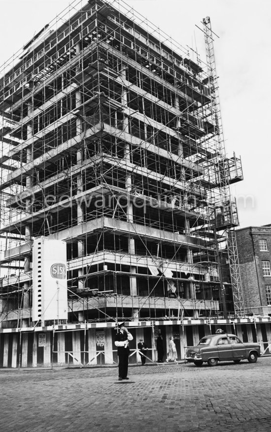 Liberty Hall, Eden Quay. Dublin 1963. - Photo by Edward Quinn