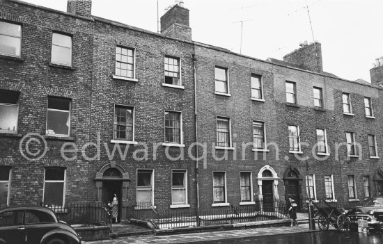 No 7 Eccles Street (white archway). Leopold Bloom's house and St George's Church, Ulysses, James Joyce Dublin 1963. - Photo by Edward Quinn