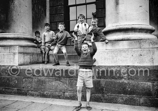 Dublin 1963. - Photo by Edward Quinn