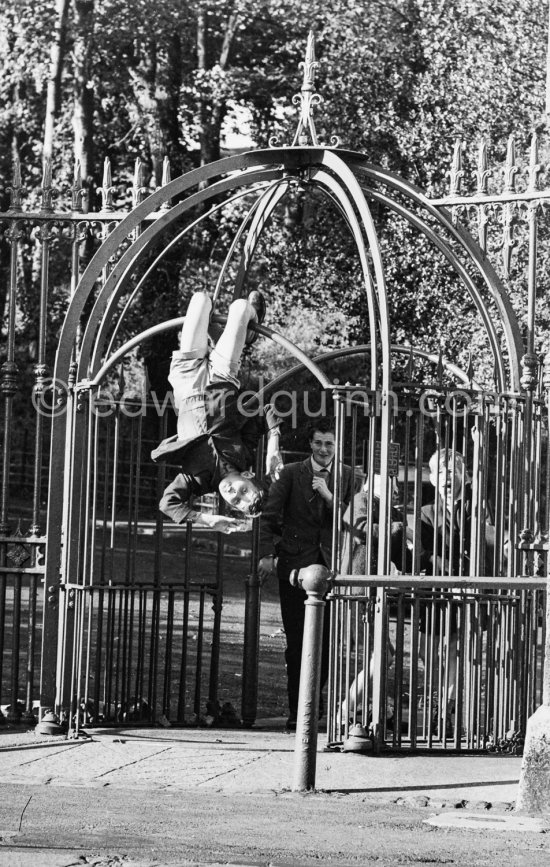 Acrobat. Dublin 1963. - Photo by Edward Quinn