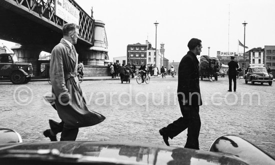 The Loop Line railroad Bridge above and the Butt Bridge. Kennedy\'s Railway Bar. Dublin 1963. - Photo by Edward Quinn