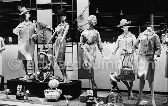 Department Store. Dublin 1963. - Photo by Edward Quinn