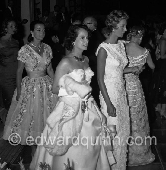 Elise Goulandris, Merle Oberon and Princess Caracciolo, Marella, wife of Gianni Agnelli (from left). Monte Carlo Polio Gala 1957. - Photo by Edward Quinn