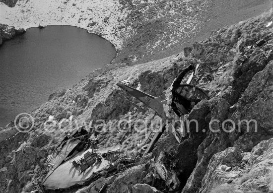 Crash of military plane C 47. USAF Douglas C-47A 43-16044 struck a mountain in the Maritime Alps (Mont Carbone, Saint-Étienne-de-Tinée ) on the France/Italy border due to a navigation error, killing all 20 on board. - Photo by Edward Quinn