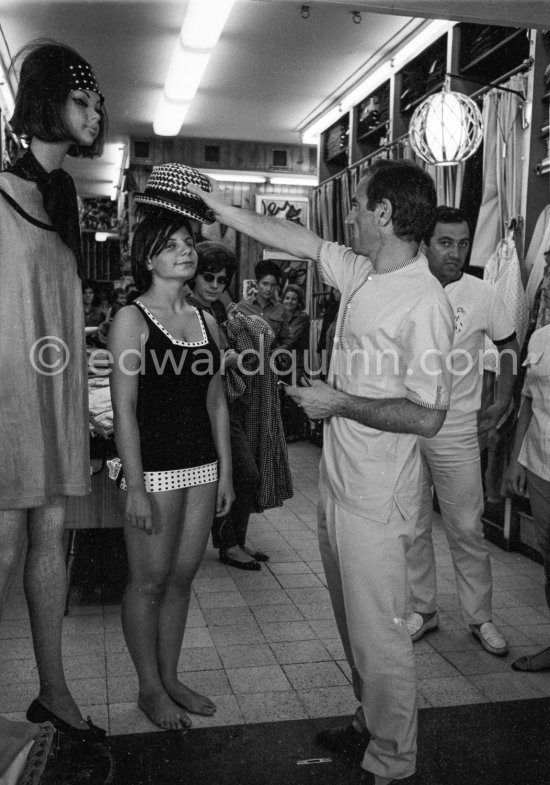 Charles Aznavour, shopping with his daughter Patricia at Saint-Tropez 1963. - Photo by Edward Quinn