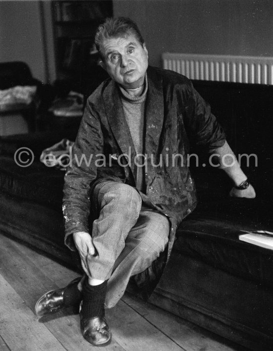 Francis Bacon at his Reece Mews home. London 1978. - Photo by Edward Quinn