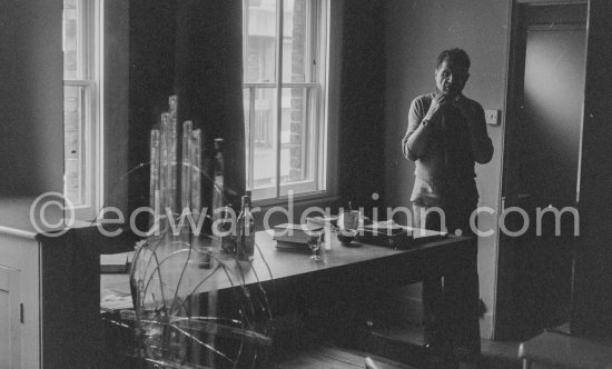 Francis Bacon at his Reece Mews home in London 1978. - Photo by Edward Quinn