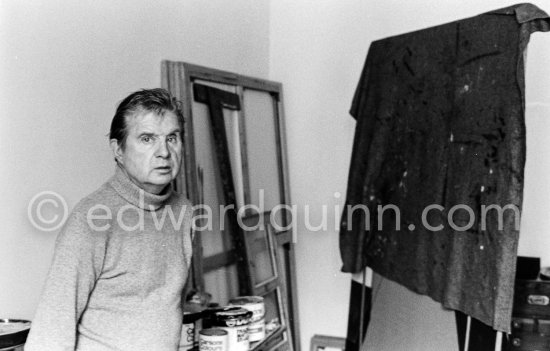 Francis Bacon at his studio in Paris, rue de Birague, 1979. - Photo by Edward Quinn