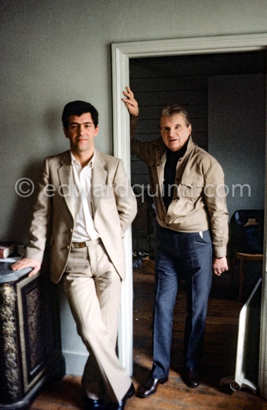 Francis Bacon and John Edwards at Bacon\'s Reece Mews studio. London 1980. - Photo by Edward Quinn