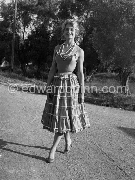 Brigitte Bardot. Nice 1956. - Photo by Edward Quinn