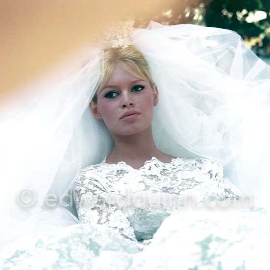 Brigitte Bardot during filming of "Voulez-vous danser avec moi?" ("Come Dance with Me!"). Studios de la Victorine, Nice 1959. - Photo by Edward Quinn