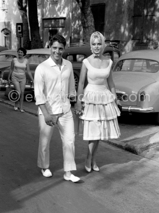 Brigitte Bardot and Sacha Distel. Saint-Tropez 1958. - Photo by Edward Quinn