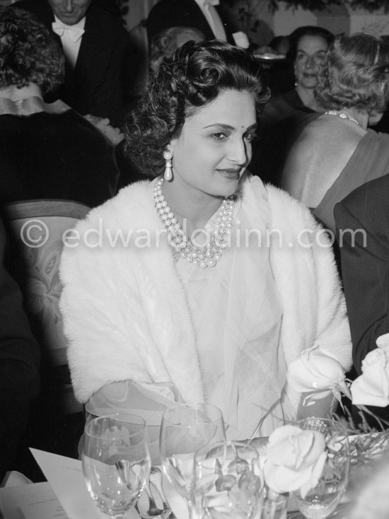 Sita Devi, Maharanee of Baroda, known as the "Indian Wallis Simpson". "Bal de la Rose" ("Bal du Printemps"), Monte Carlo 1956. - Photo by Edward Quinn