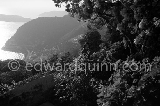 Beaulieu-sur-Mer and Saint-Jean-Cap-Ferrat from Eze 1962. - Photo by Edward Quinn