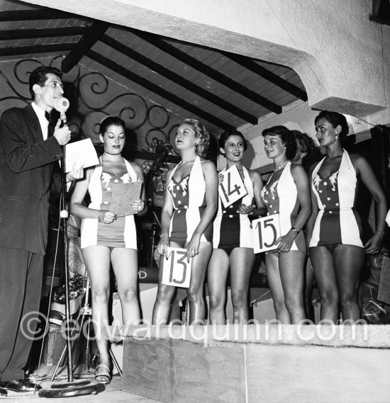 Beauty contest at Maxim\'s, Juan-les-Pins 1953. - Photo by Edward Quinn