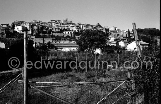 Biot 1960. - Photo by Edward Quinn