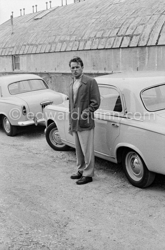 Richard Burton at the time of filming of "Bitter Victory". Nice 1957. Car: 1955 or 56 Peugeot 403 limousine - Photo by Edward Quinn