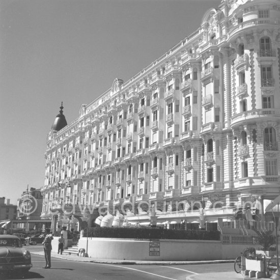 Carlton Hotel, Cannes, about 1953. Car: Borgward Hansa 2400 1949 - 1951. - Photo by Edward Quinn