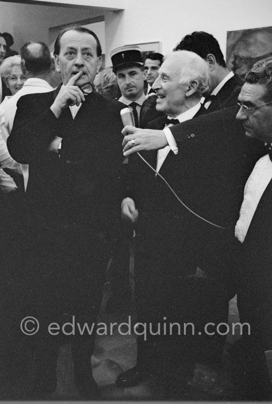 Marc Chagall and André Malraux interviewed. Inauguration of the Fondation Maeght. Saint-Paul-de-Vence 1964. - Photo by Edward Quinn