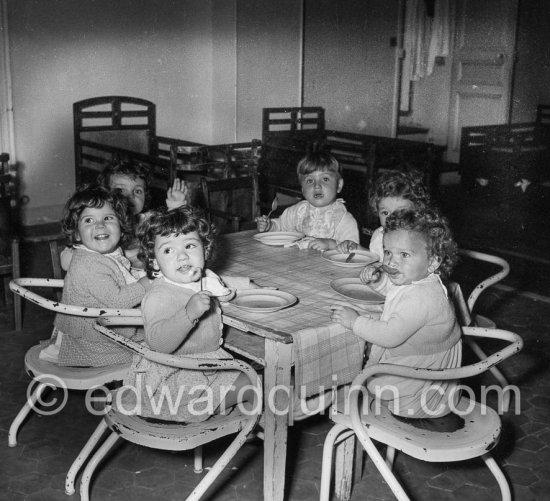 Children: at “Au Rayon du soleil”, home for abandoned children. Cannes 1955. - Photo by Edward Quinn