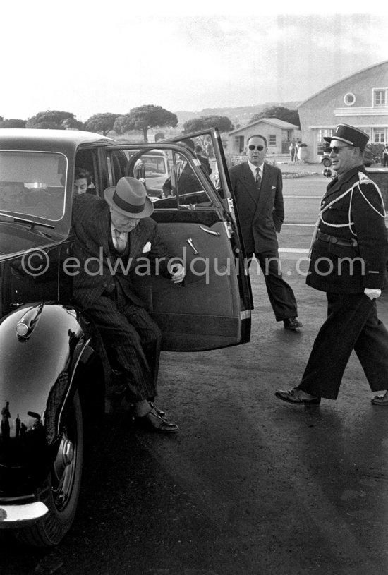 Sir Winston Churchill. Departure at Nice Airport 1956. Car: 1948/49 Rolls-Royce Silver Wraith, #WZB29, Touring Limousine by Park Ward. Owner Emery Reves (Churchill’s U.S. publisher). Detailed info on this car by expert Klaus-Josef Rossfeldt see About/Additional Infos. - Photo by Edward Quinn