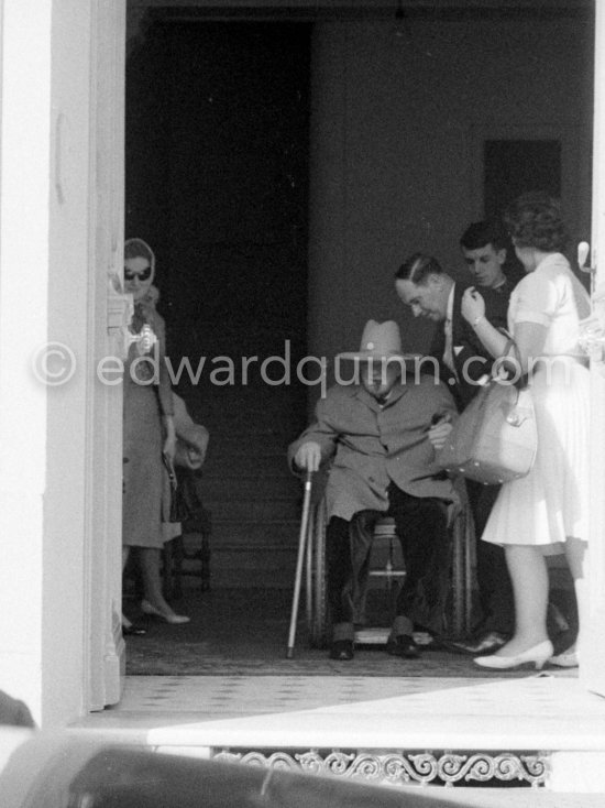 Sir Winston Churchill and Edmond Murray, Churchill’s Scotland Yard body guard. Monte Carlo 1963. - Photo by Edward Quinn