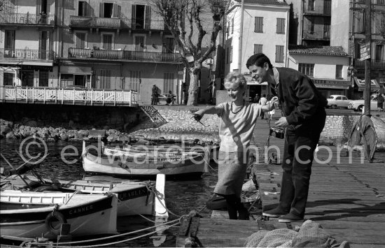 Petula Clark and her husband-to-be Claude Wolff. Antibes 1961. - Photo by Edward Quinn