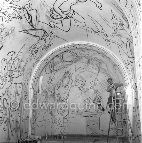 Jean Cocteau working on the mural of the Chapelle Saint Pierre. Villefranche-sur-Mer 1956. - Photo by Edward Quinn