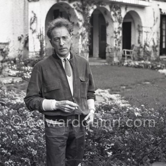 Jean Cocteau at Villa Santo Sospir. Saint-Jean-Cap-Ferrat 1954. - Photo by Edward Quinn