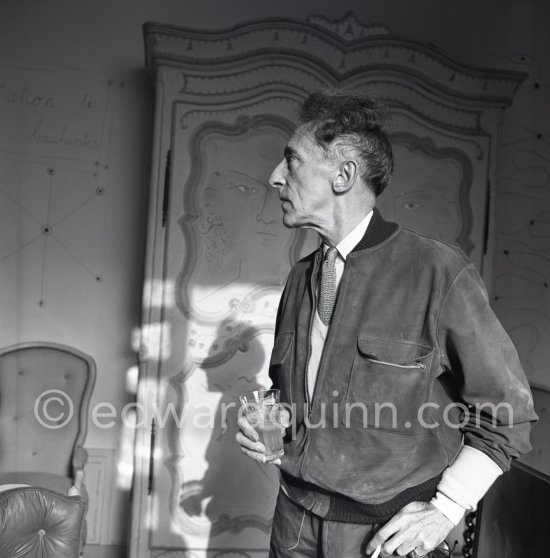 Jean Cocteau at Villa Santo Sospir. Saint-Jean-Cap-Ferrat 1954. - Photo by Edward Quinn