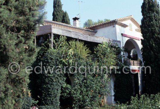 Villa Santo Sospir of Francine Weisweiller ("Muse of Jean Cocteau"). Saint-Jean-Cap-Ferrat 1985. - Photo by Edward Quinn