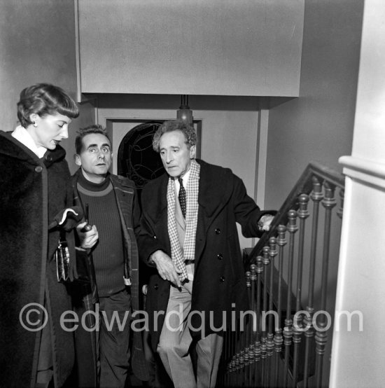 Henri-Georges Clouzot, Jean Cocteau and Francine Weisweiller for a private viewing of Pablo Picasso's book illustrations in the Matarasso gallery in Nice. "Pablo Picasso. Un Demi-SiËcle de Livres IllustrÈs". December 21 - January 31. Nice 1956. - Photo by Edward Quinn