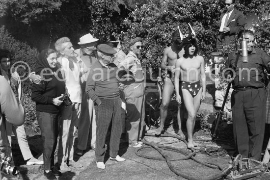 Jacqueline Roque, Jean Cocteau, Alberto Magnelli and Pablo Picasso on the set of the film "Le testament d’Orphée", directed by Jean Cocteau. Saint-Jean-Cap-Ferrat, 1959. - Photo by Edward Quinn