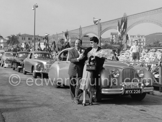 Concours d’Elégance. 1951 Jaguar Mk VII. Cannes 1953. - Photo by Edward Quinn