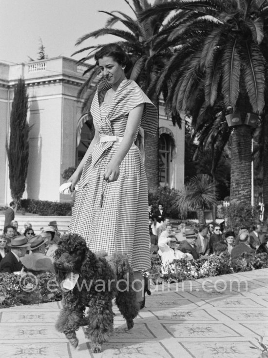 Concours d’élégance, Cannes 1954. - Photo by Edward Quinn