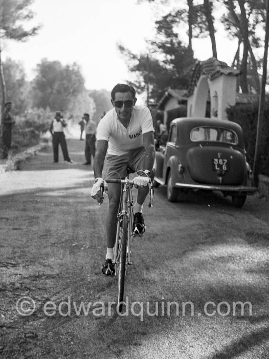 Fausto Coppi. Training at the Côte d\'Azur, near Fréjus 1955 - Photo by Edward Quinn