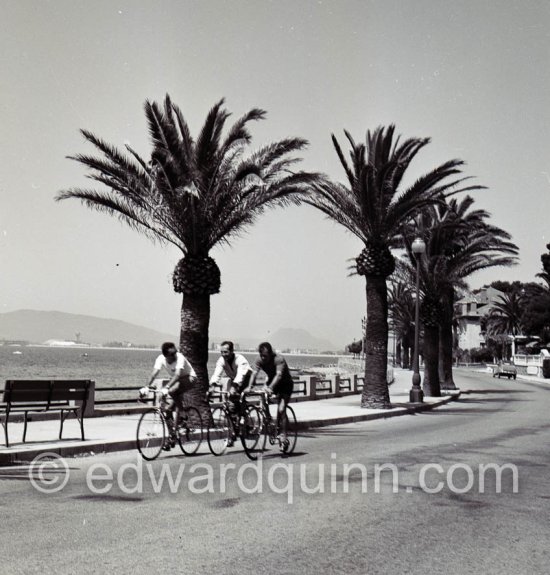 Fausto Coppi. Training at the Côte d\'Azur, near Fréjus 1955 - Photo by Edward Quinn