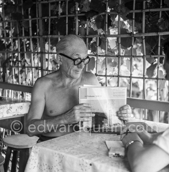 Le Corbusier (Charles-Édouard Jeanneret) at the small restaurant L\'Etoile de Mer next to his vacation cabin Le Cabanon. Roquebrune-Cap-Martin 1953. - Photo by Edward Quinn