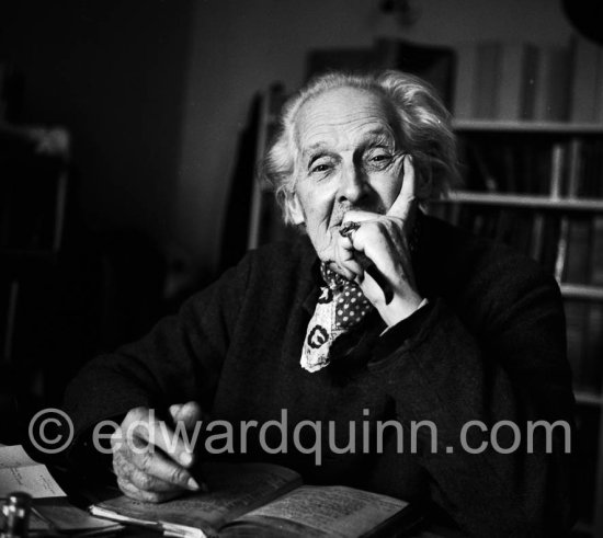 Actor, director and scenic designer Edward Gordon Craig. Villa Chapignac, Vence 1952. - Photo by Edward Quinn