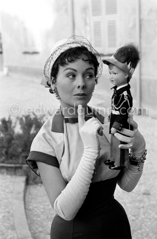 Jeanne Crain pictured during the filming of "Gentlemen Marry Brunettes" in Monte Carlo in 1954. - Photo by Edward Quinn